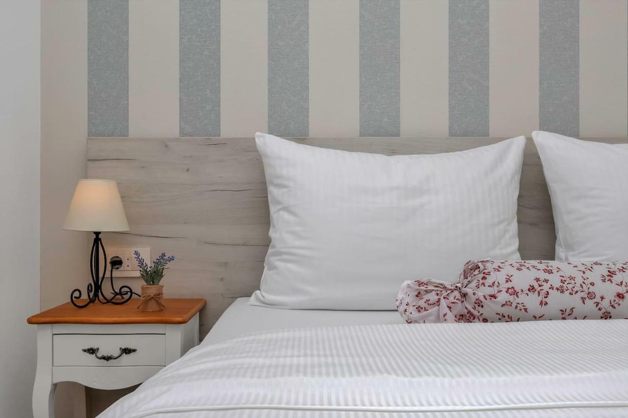 Charming Apartment Tissa With Sea View Makarská Exteriér fotografie